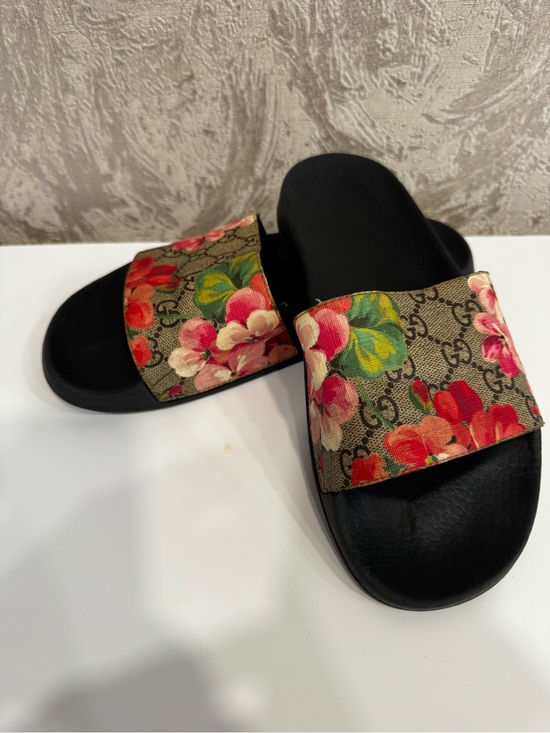 Gucci Shoes - Gucci slides sandals floral gg